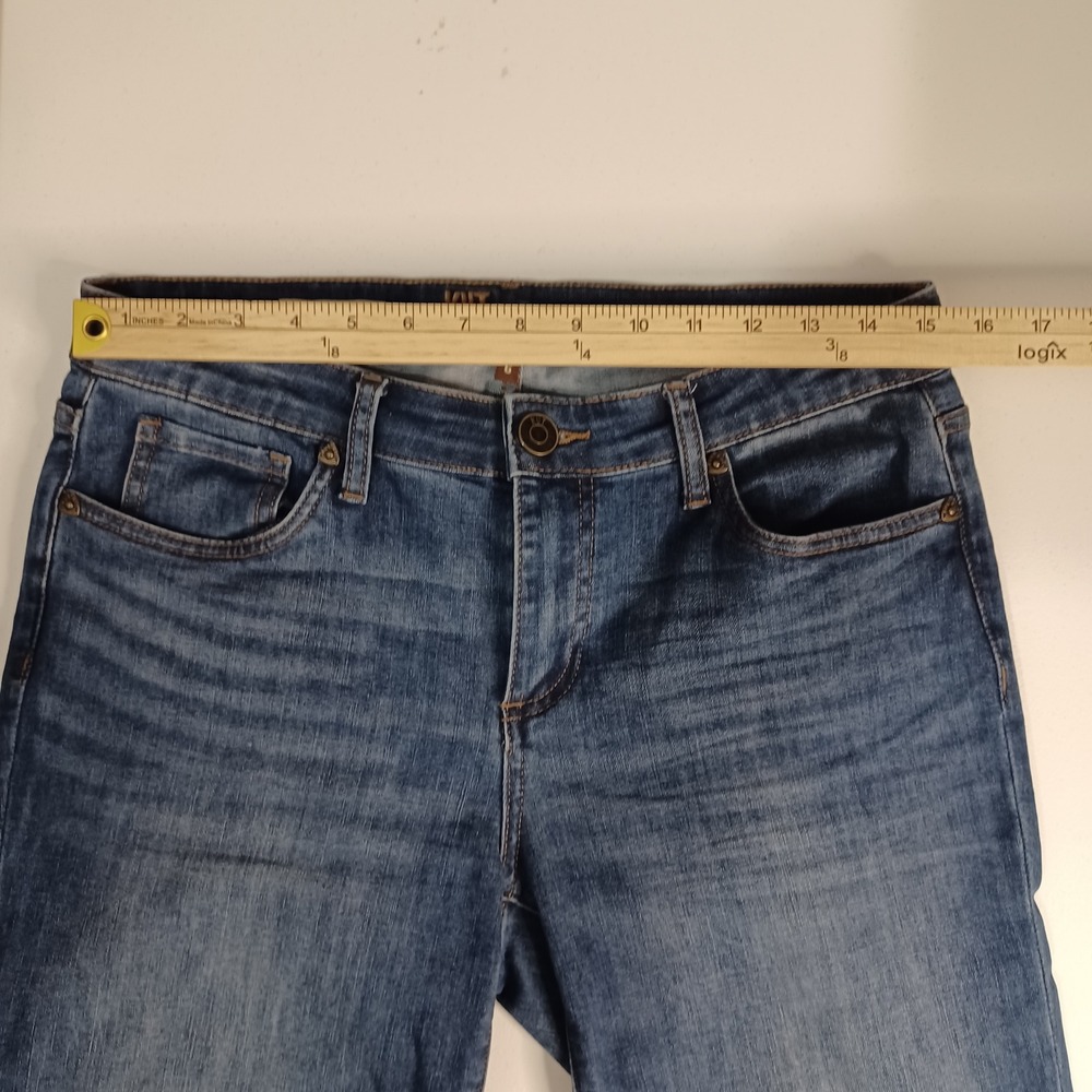 Women's KUT from the Kloth Carrie Boyfriend Medium Wash Jeans in a Size 6 - Picture 10 of 13